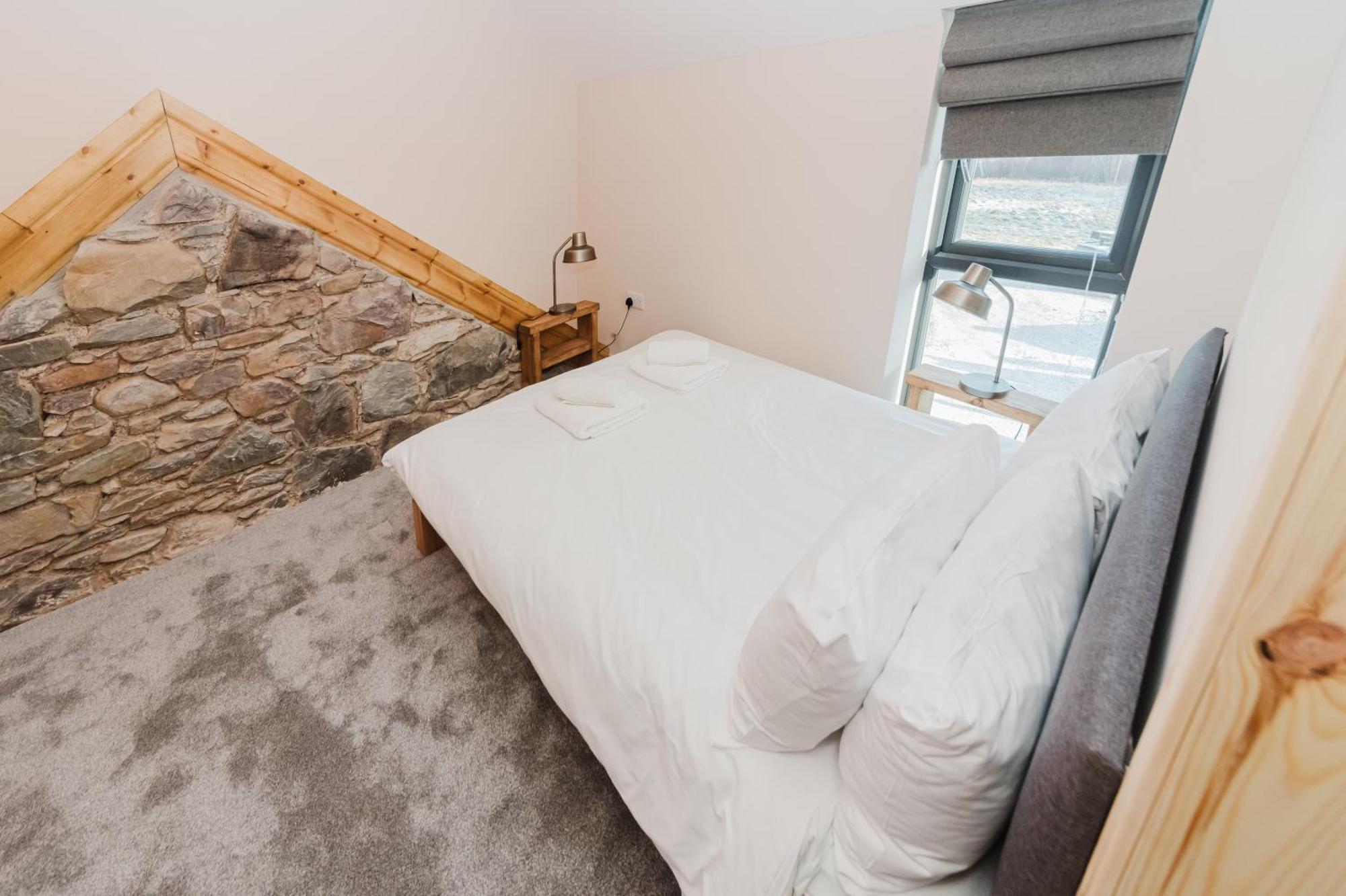 فيلا Old Kyle Farm - Stunning Views - 2 Mins From Skye Bridge كيلاكين المظهر الخارجي الصورة